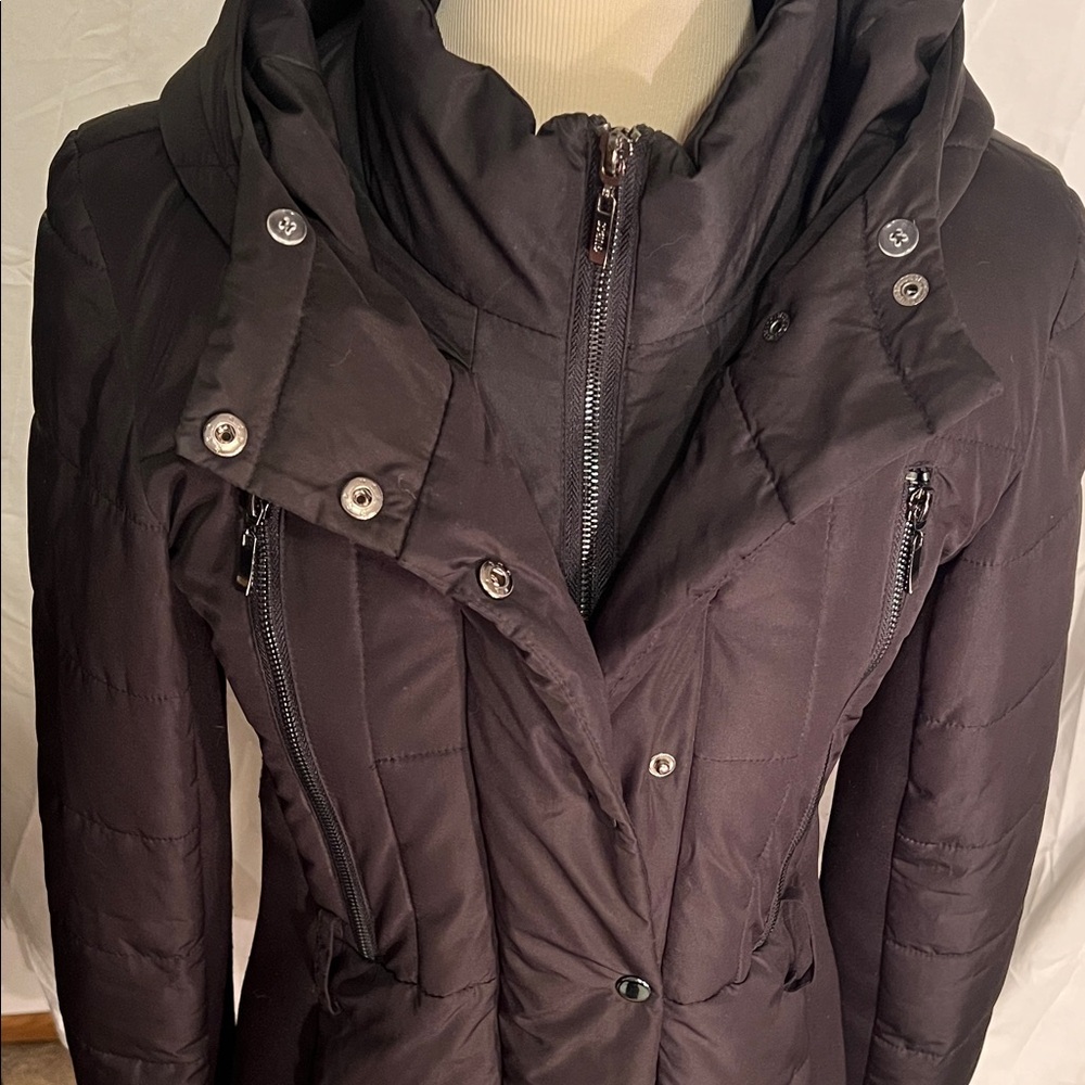 Guess Women's Black Puffer Jacket - Picture 12 of 15
